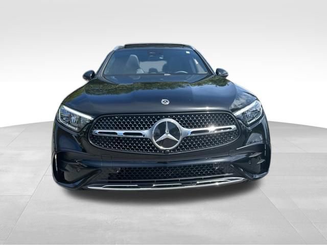 Used 2026 Mercedes-Benz GLC 300 image 9