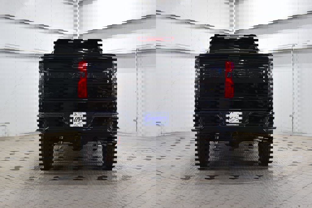 New 2026 Chevrolet Silverado 1500 Custom Trail Boss w/ Turbomax Blackout Package image 7