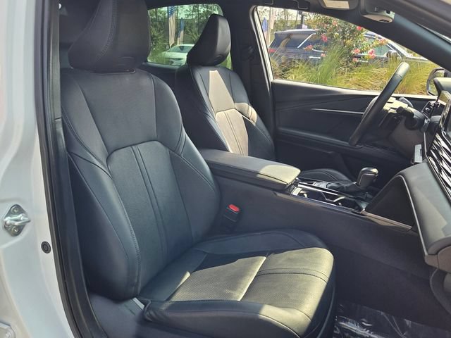 Used 2025 Toyota Camry XSE FWD image 18