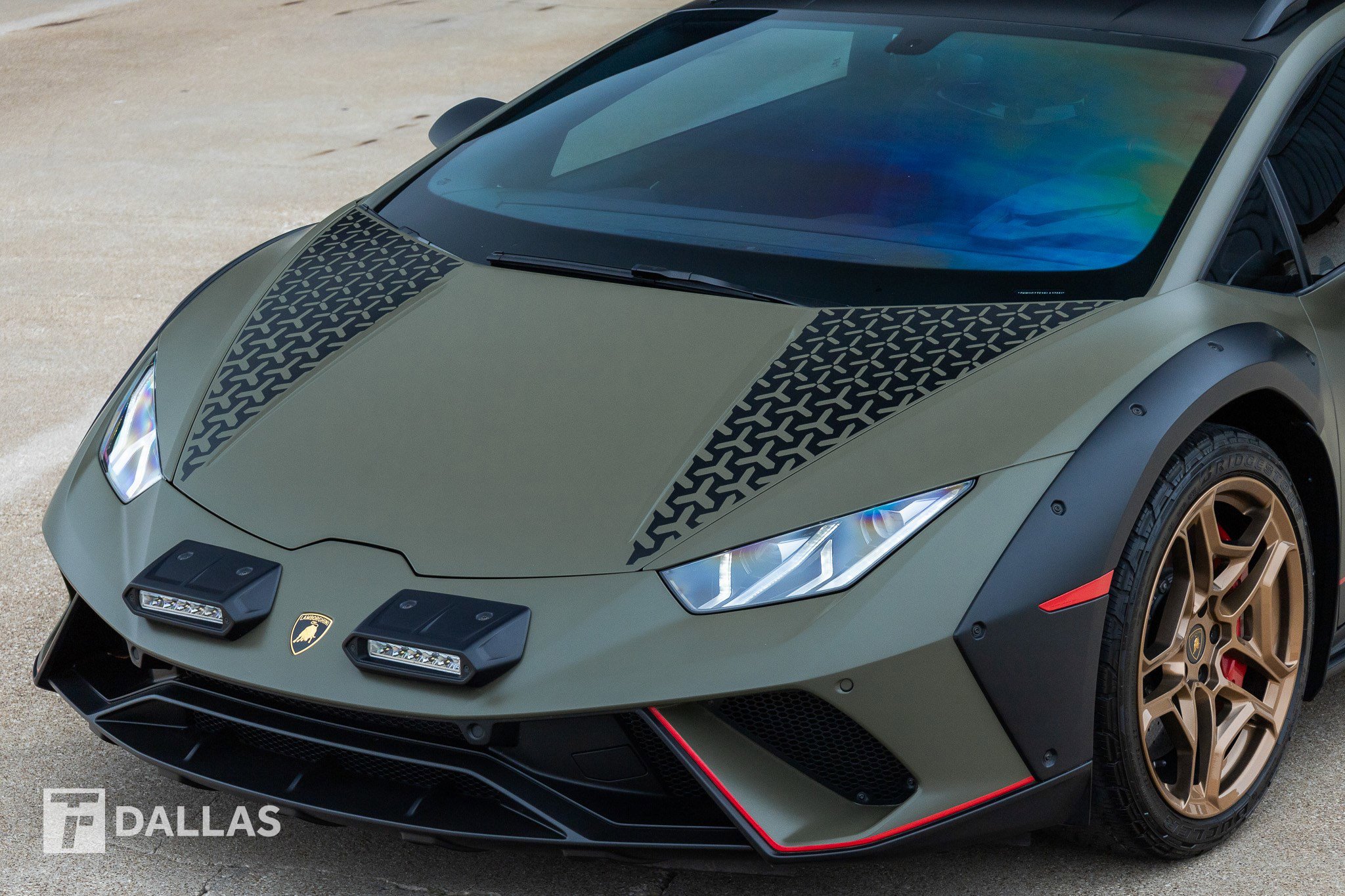Used 2024 Lamborghini Huracan Sterrato AWD/4WD image 6