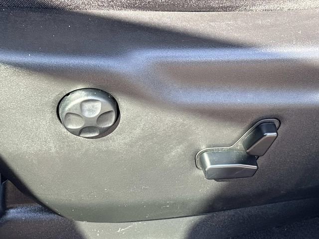 Used 2020 Jeep Grand Cherokee Altitude image 28