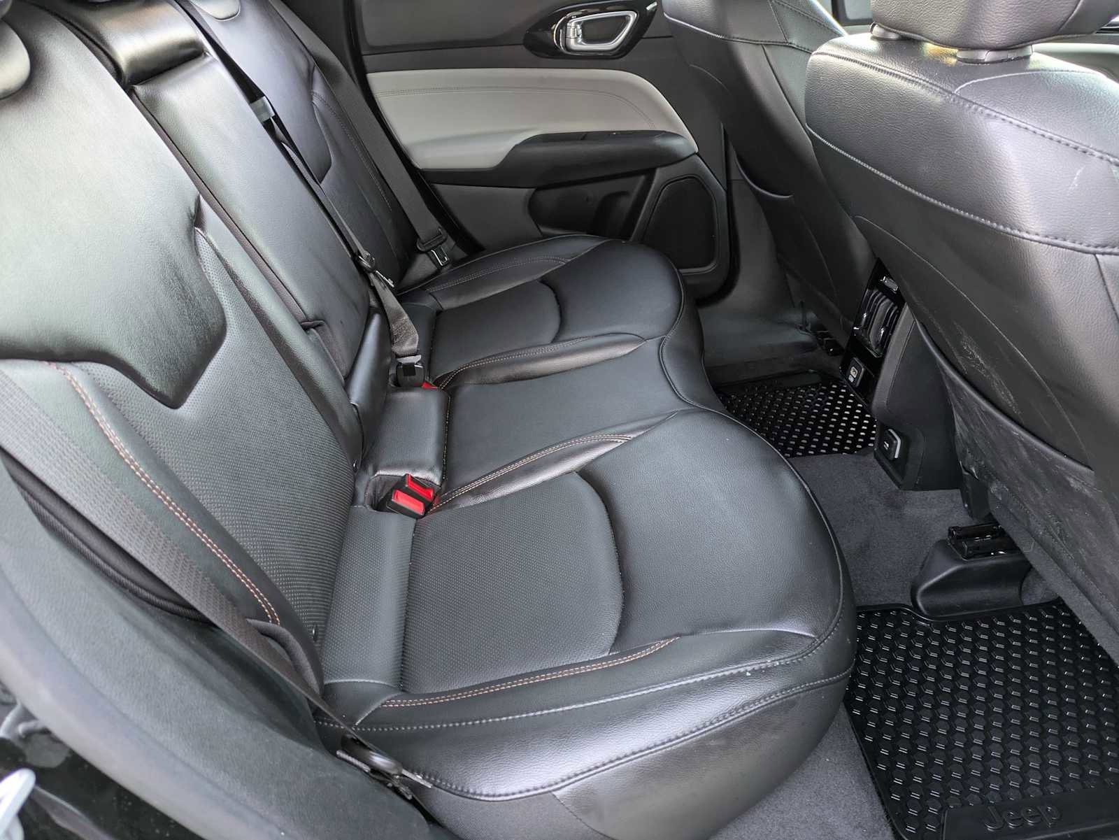 Used 2022 Jeep Compass Limited image 18