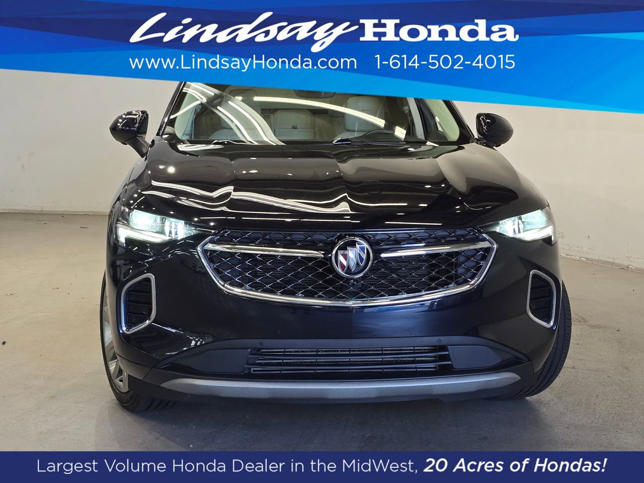 Used 2021 Buick Envision Avenir w/ Technology Package II AWD/4WD image 2