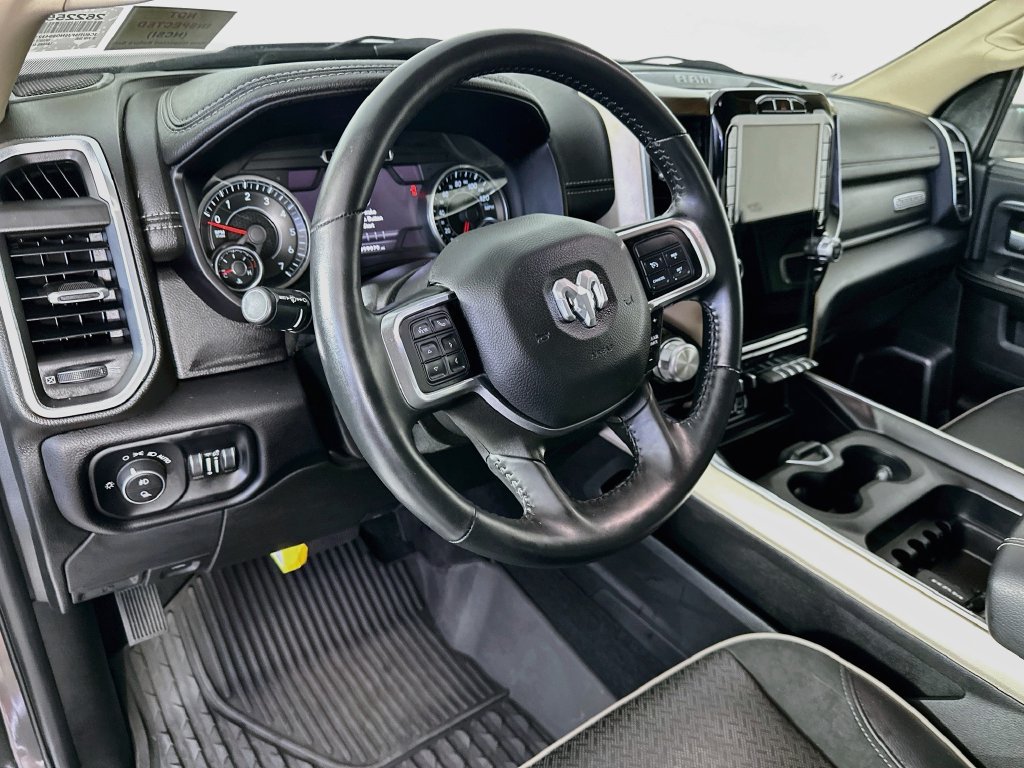 Used 2022 RAM 2500 Laramie AWD/4WD image 30