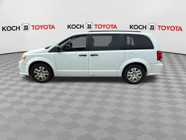 Used 2019 Dodge Grand Caravan SE w/ UConnect Hands-Free Group FWD image 4