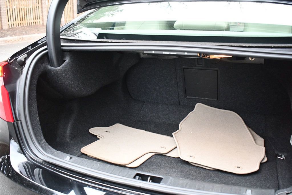 Used 2013 Volvo S60 T5 image 8