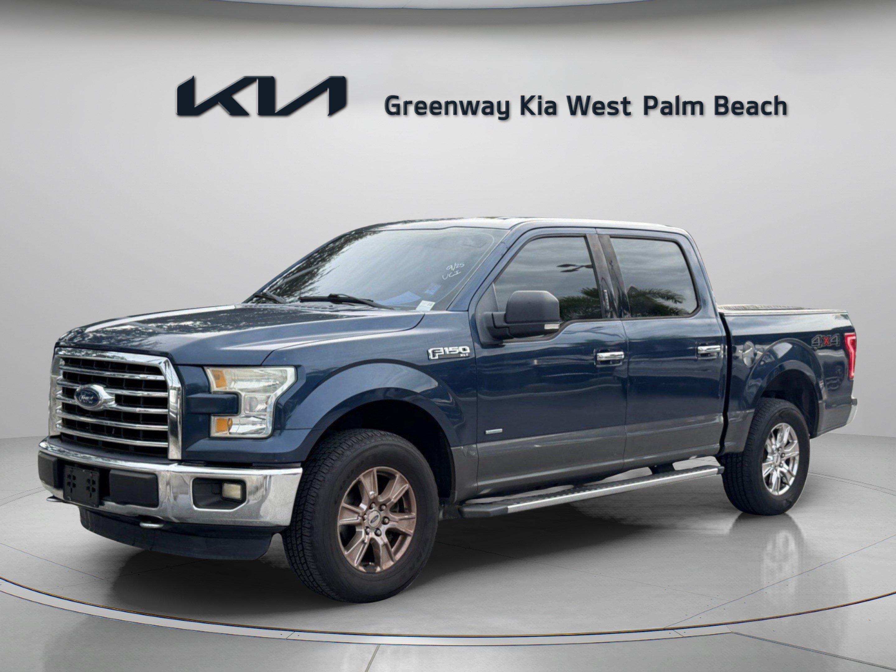 Used 2016 Ford F150 XLT w/ Equipment Group 302A Luxury AWD/4WD image 3