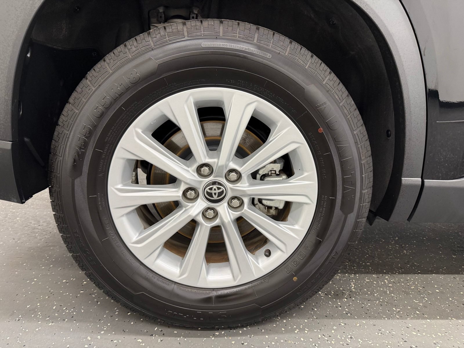 Used 2025 Toyota Grand Highlander AWD image 20