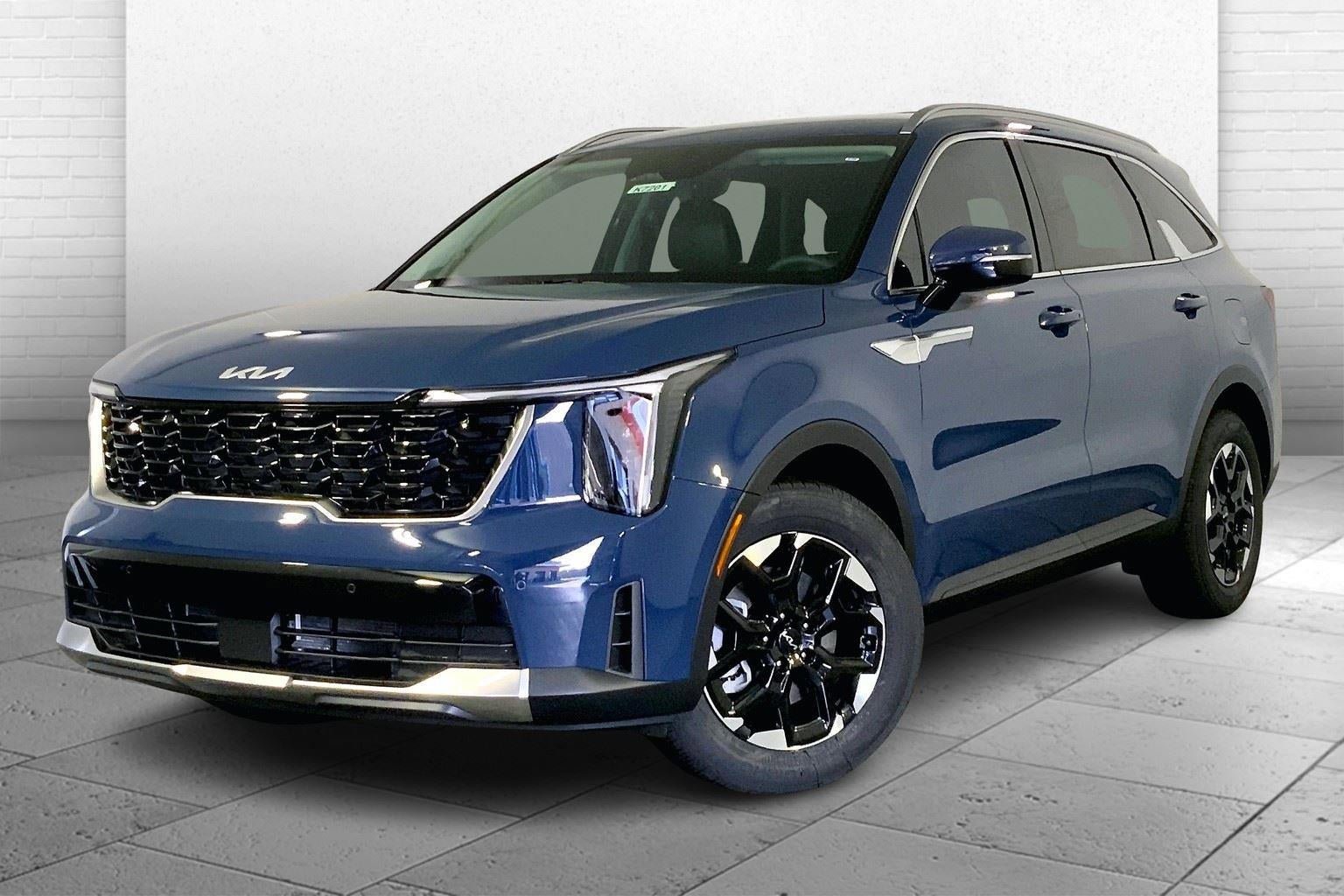 New 2025 Kia Sorento S FWD image 2
