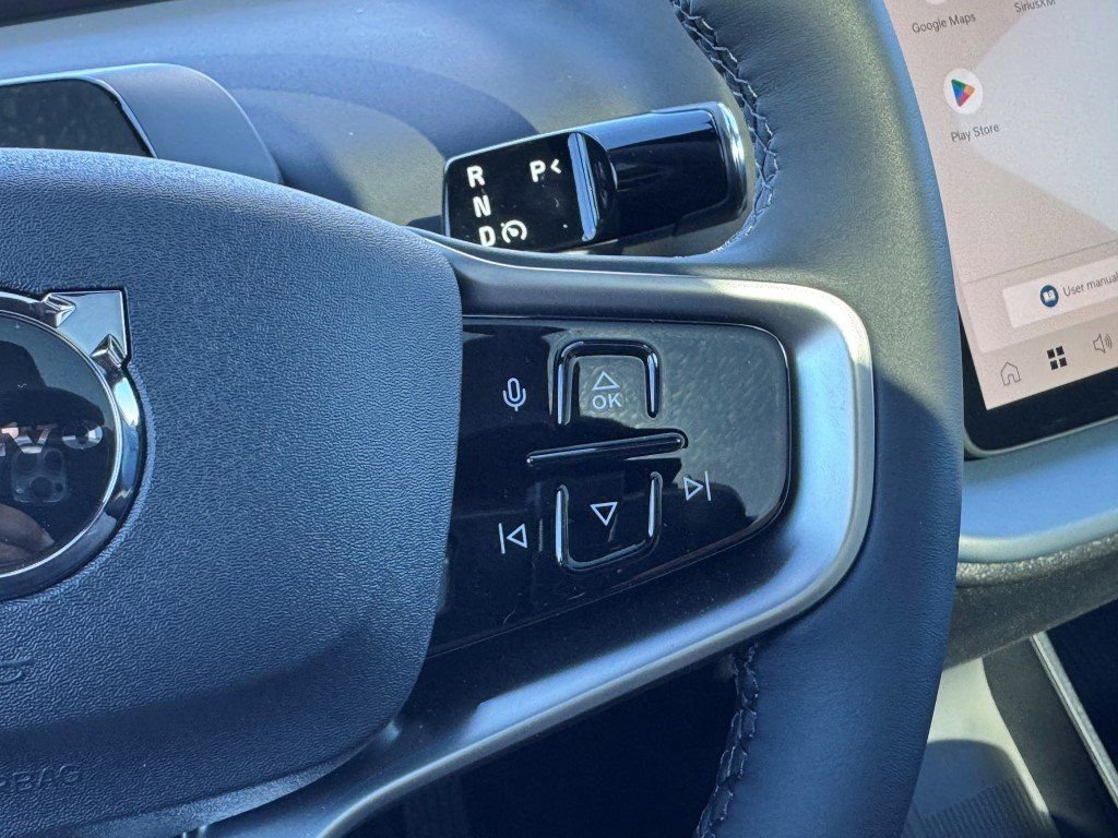 New 2026 Volvo EX30 Plus w/ Protection Package Premier image 24