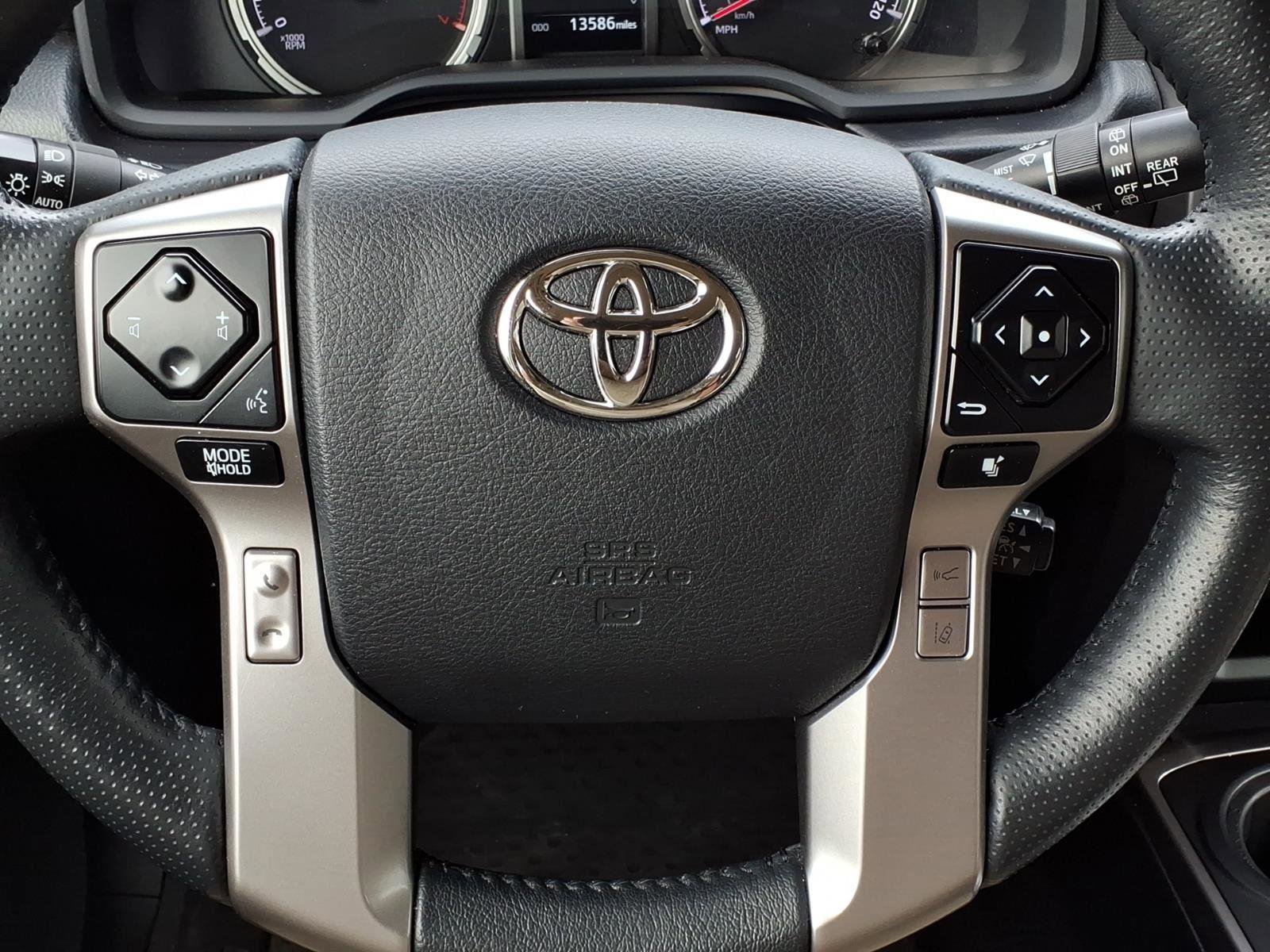 Used 2024 Toyota 4Runner Limited AWD/4WD image 26