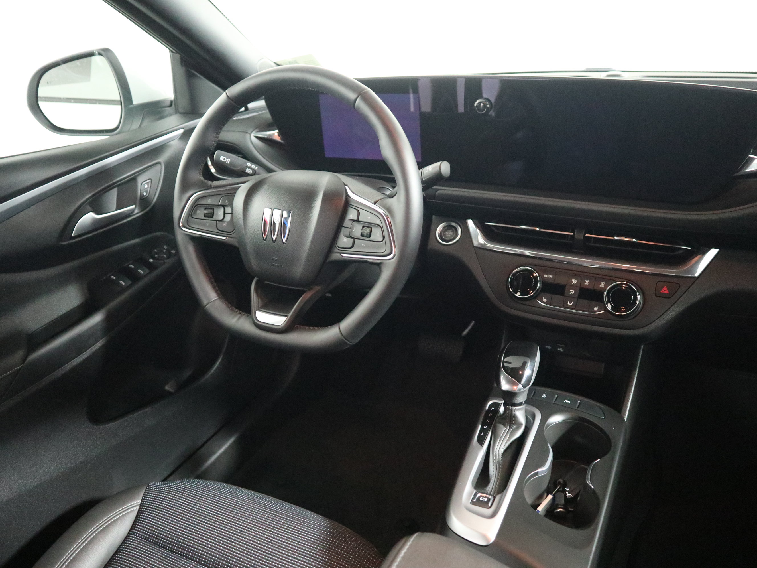 Used 2025 Buick Envista Preferred w/ Convenience I Package FWD image 14