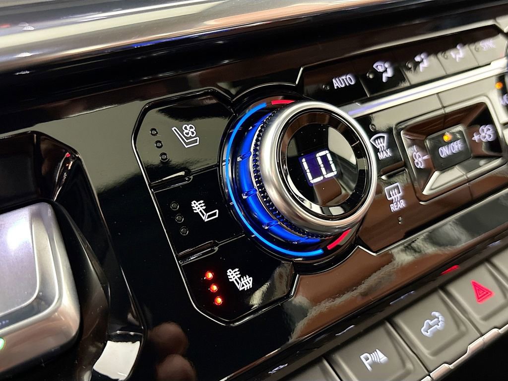 New 2026 GMC Sierra 3500 Denali Ultimate AWD/4WD image 20