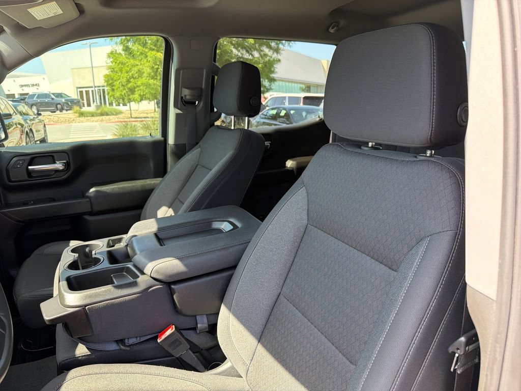 Used 2025 Chevrolet Silverado 1500 Custom w/ Turbomax Blackout Package RWD image 23