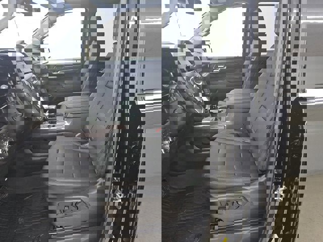 New 2026 GMC Sierra 1500 SLT w/ SLT Premium Plus Package image 3