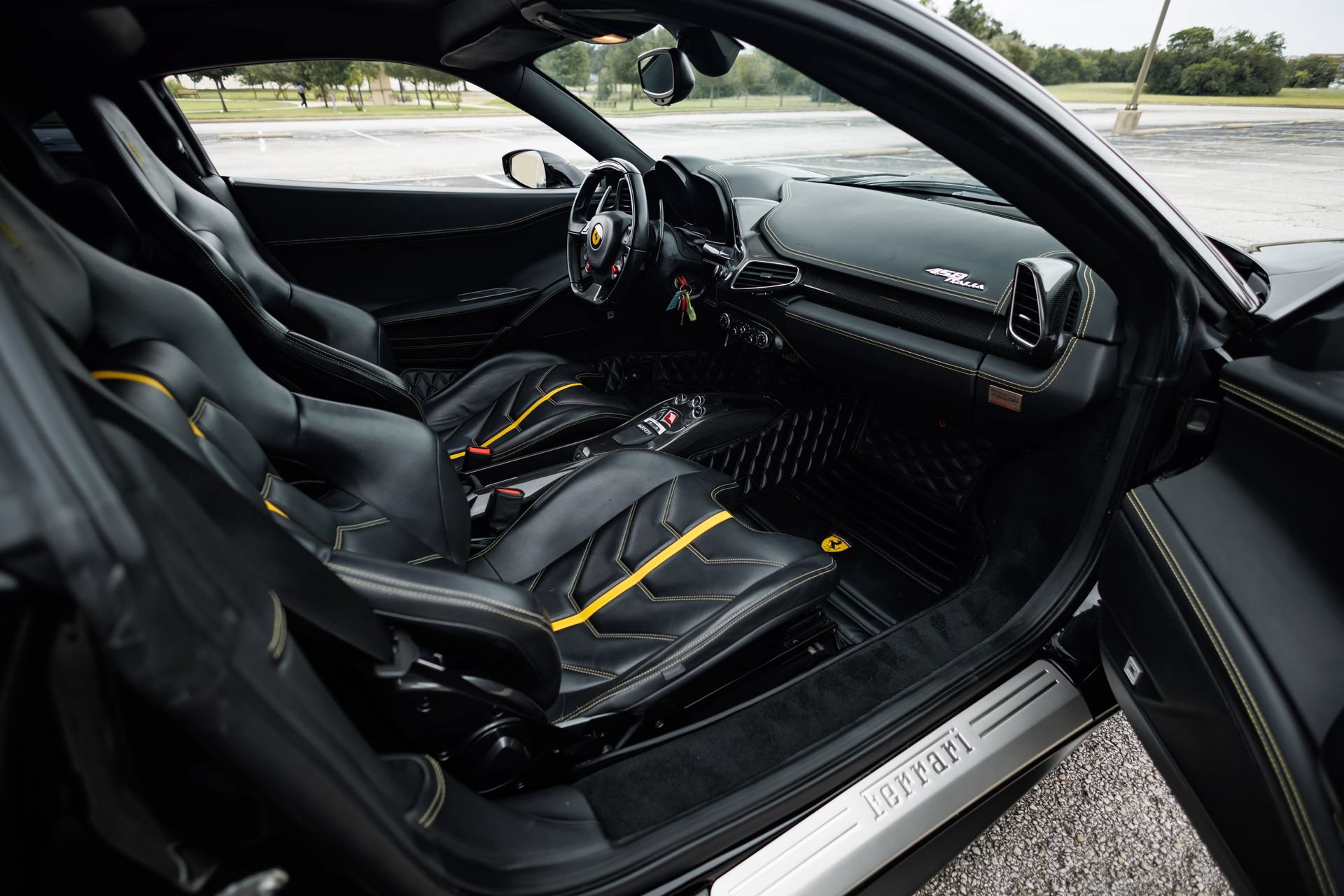Used 2012 Ferrari 458 Italia Coupe RWD image 54