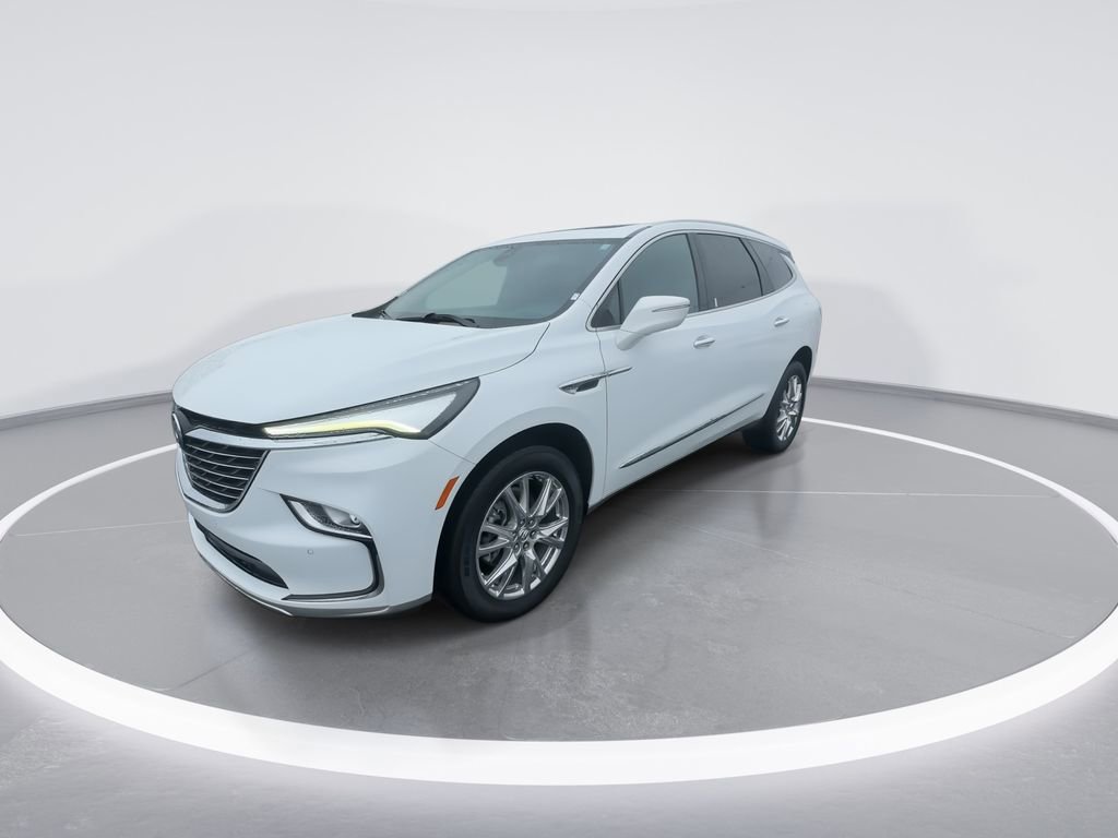 Used 2023 Buick Enclave Essence w/ Experience Buick Package image 4