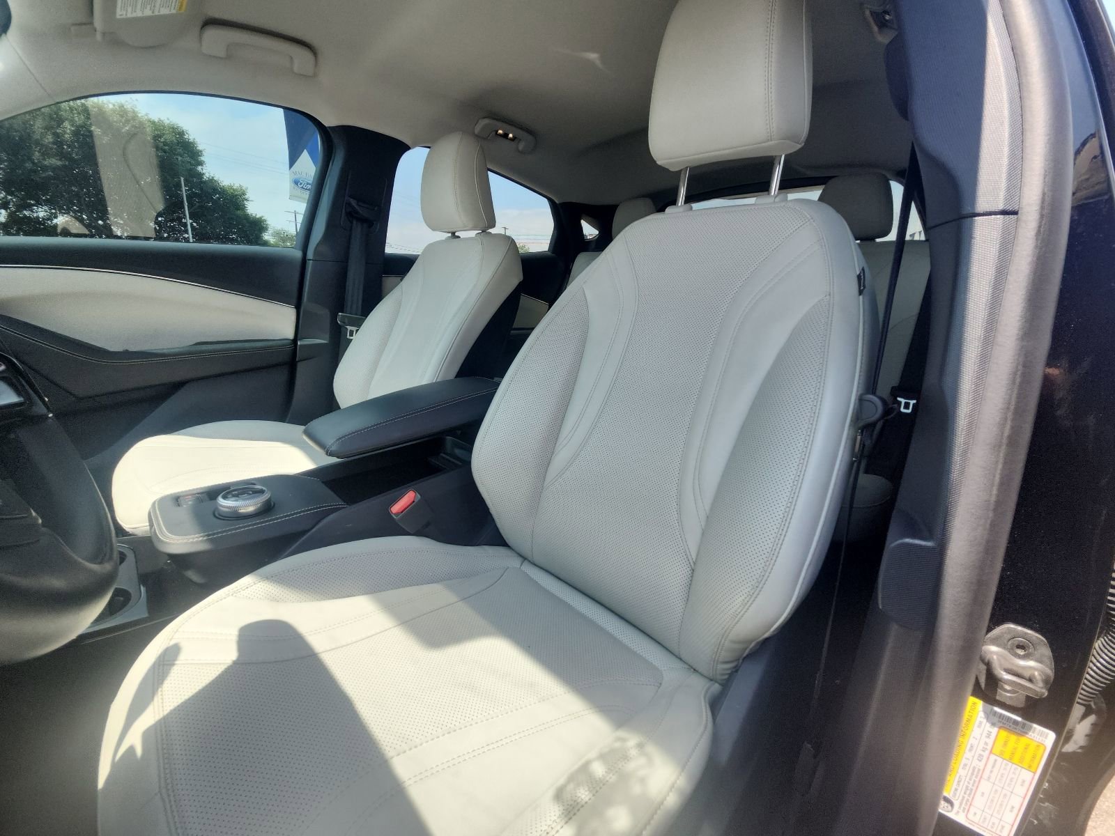 Used 2024 Ford Mustang Mach-E Premium RWD image 12