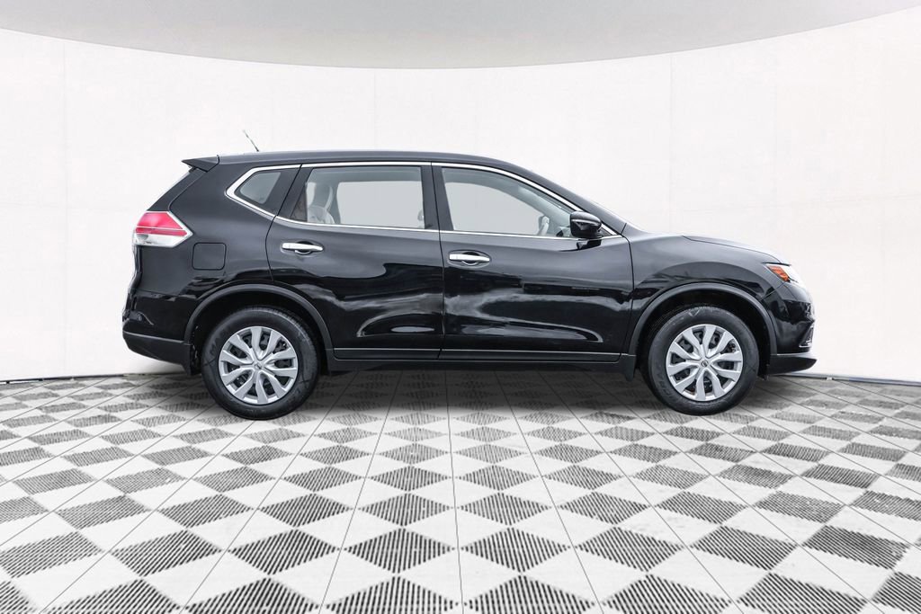 Used 2015 Nissan Rogue S image 10