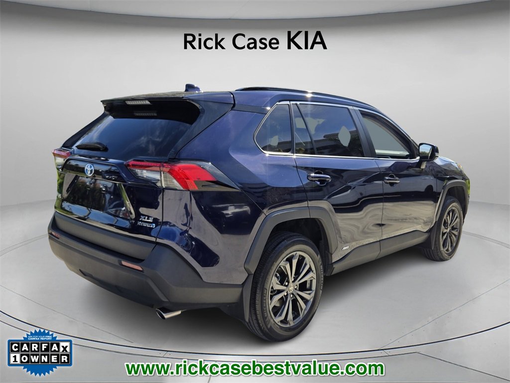 Used 2024 Toyota RAV4 XLE Premium image 7