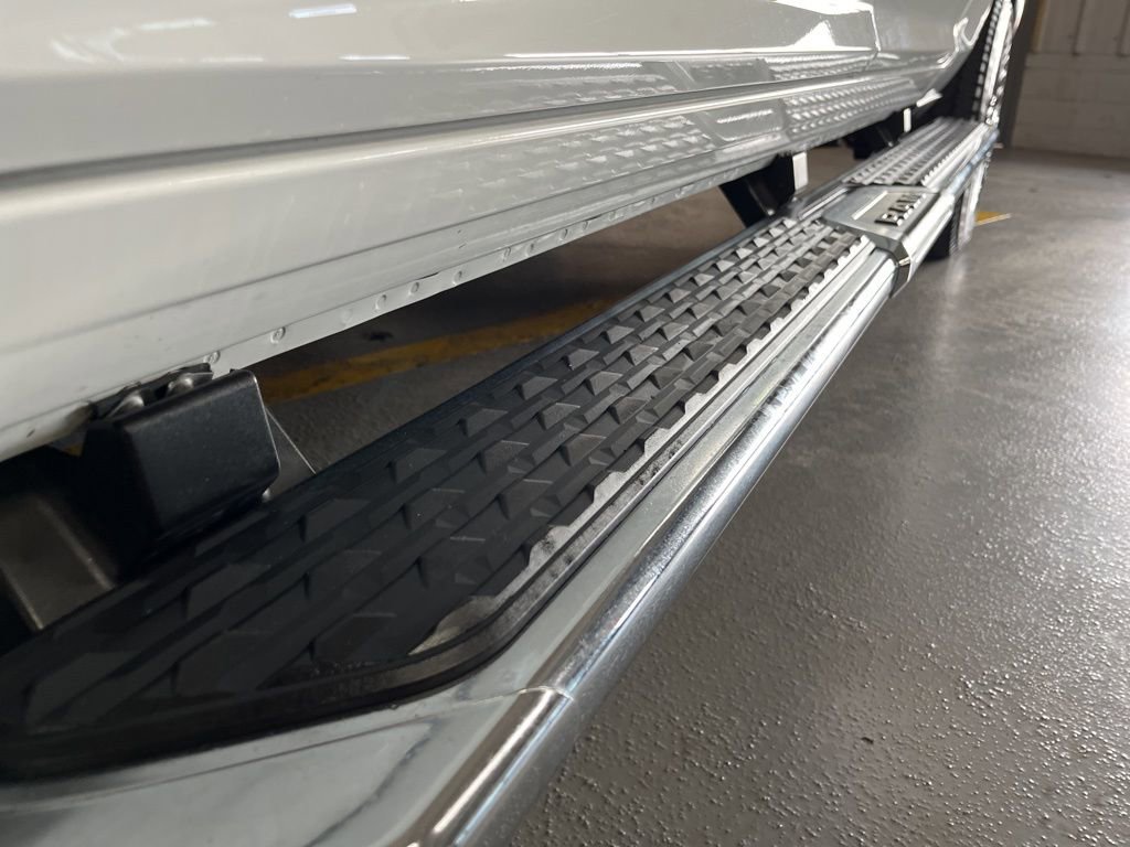 Used 2024 RAM 2500 Tradesman w/ Chrome Appearance Group image 16