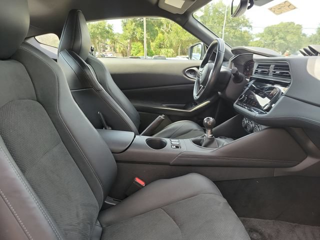 Certified 2025 Nissan Z Performance w/ Floor Mat Package RWD image 34