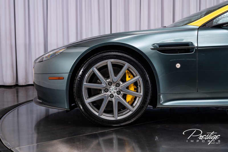 Used 2015 Aston Martin V8 Vantage GT image 11