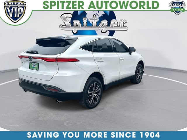 Used 2023 Toyota Venza LE AWD/4WD image 9