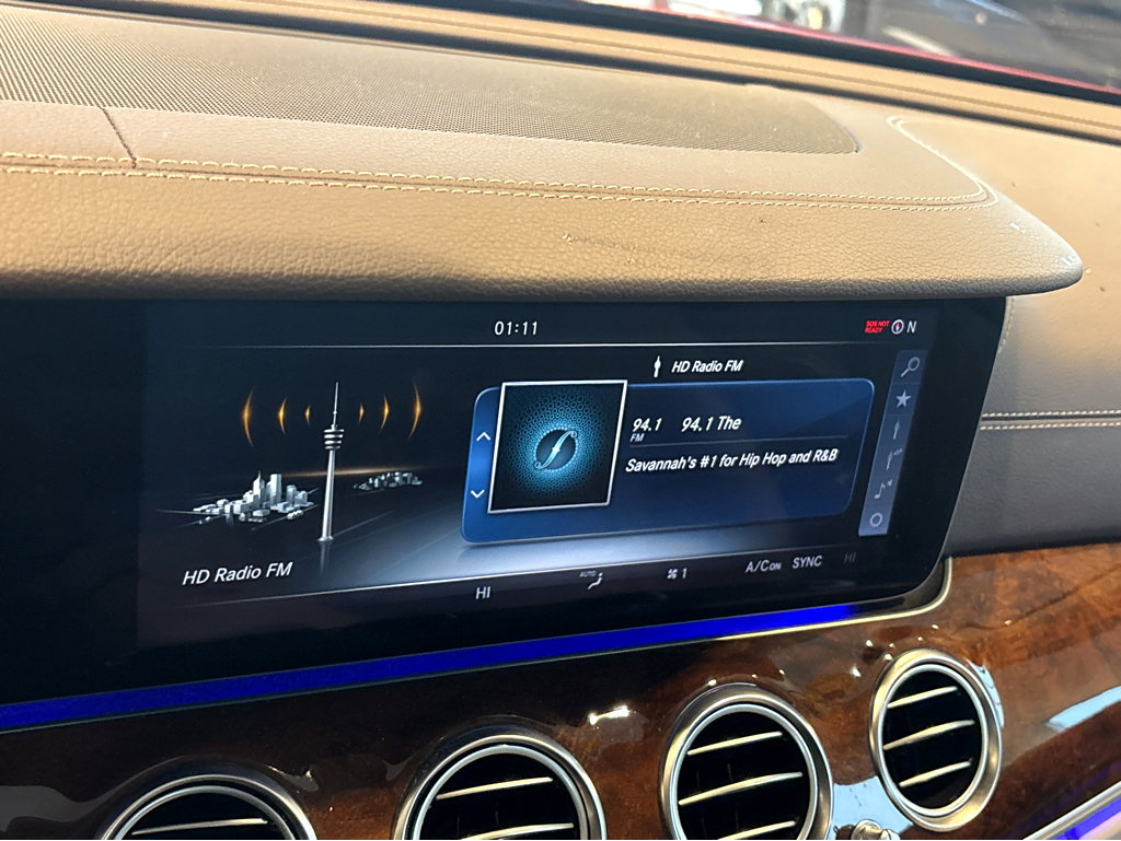 Used 2017 Mercedes-Benz E 300 4MATIC image 12