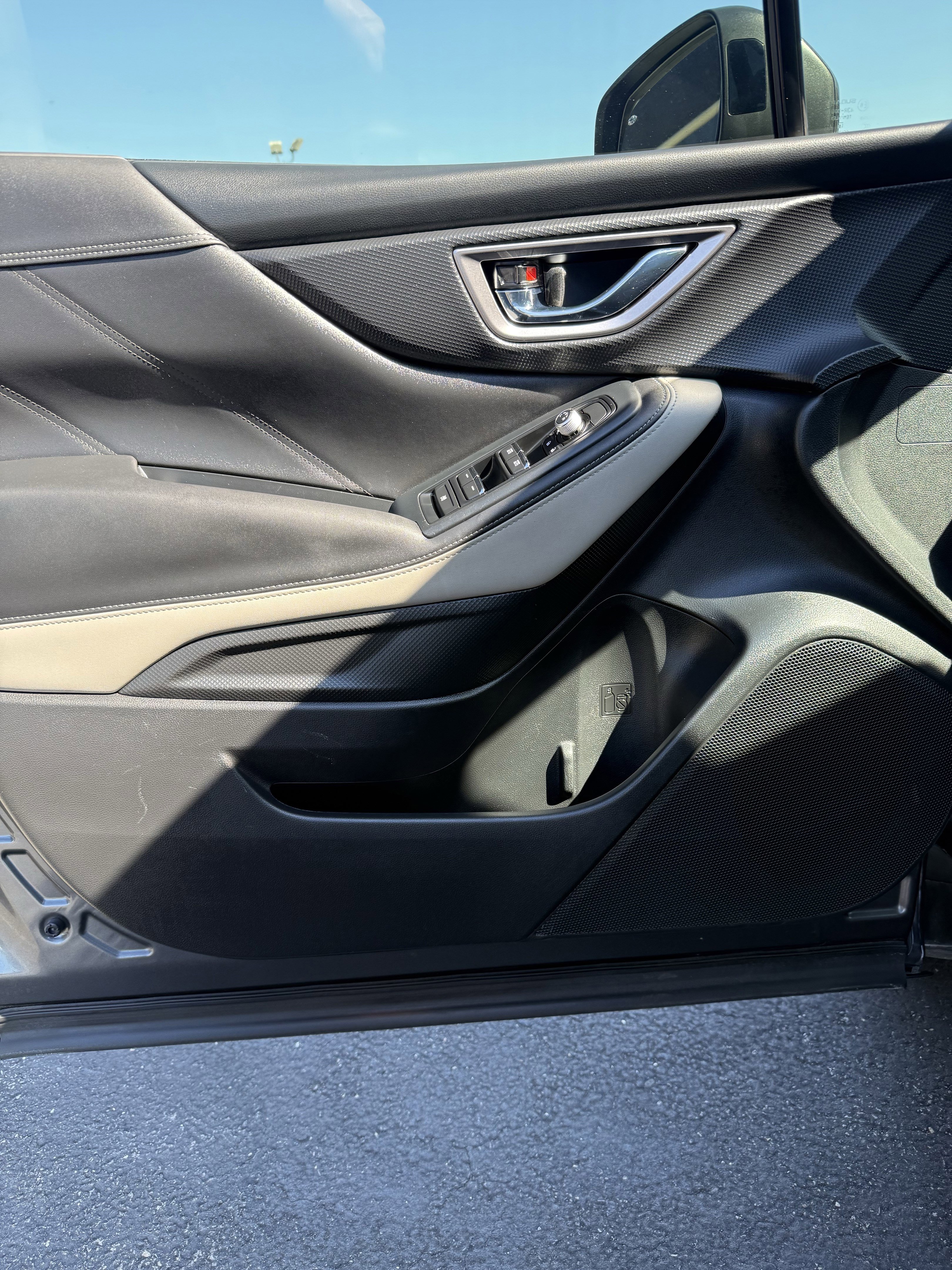 Used 2023 Subaru Forester Limited w/ Popular Package #2 image 17