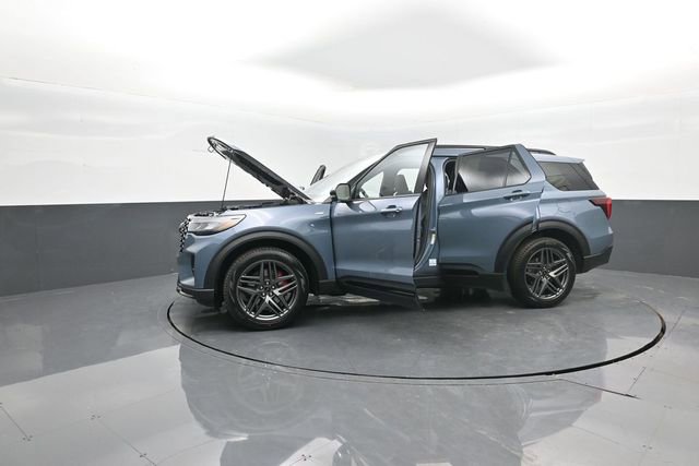 New 2026 Ford Explorer ST-Line w/ ST-Line Street Pack image 43
