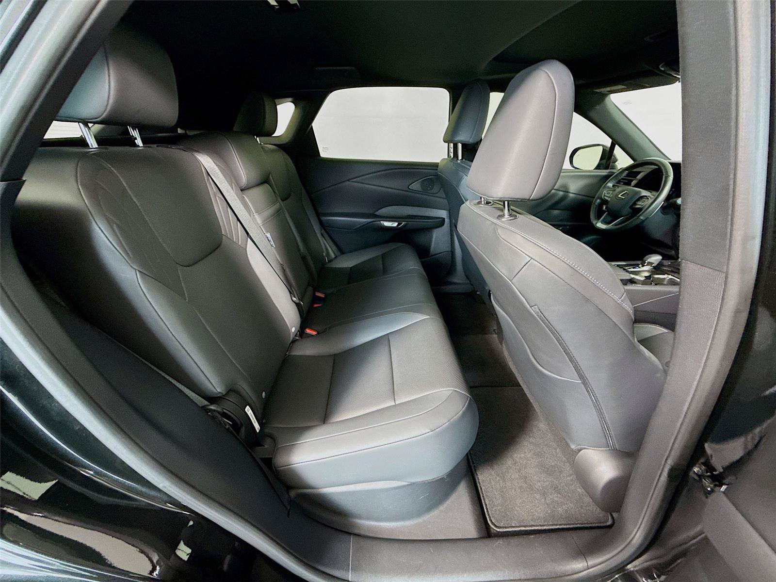 Used 2024 Lexus RX 350 Premium w/ Convenience Package FWD image 23