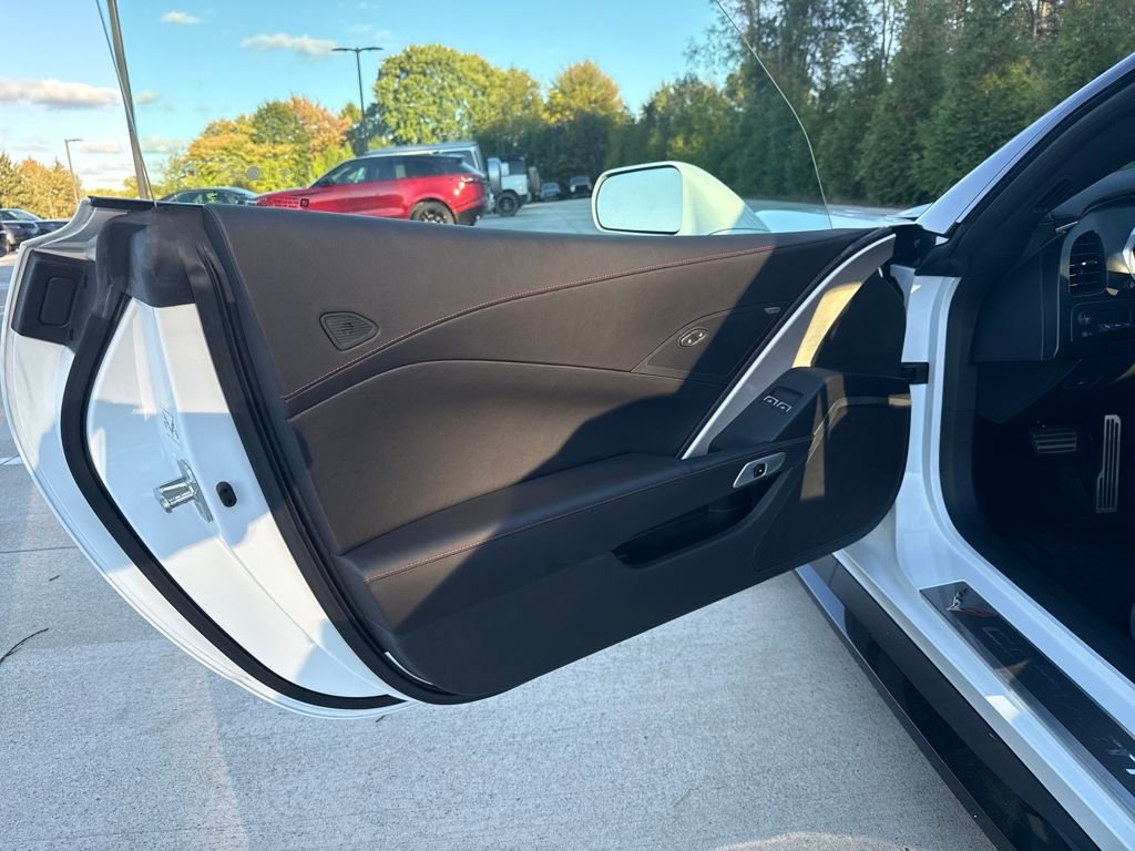 Used 2019 Chevrolet Corvette Z06 image 9