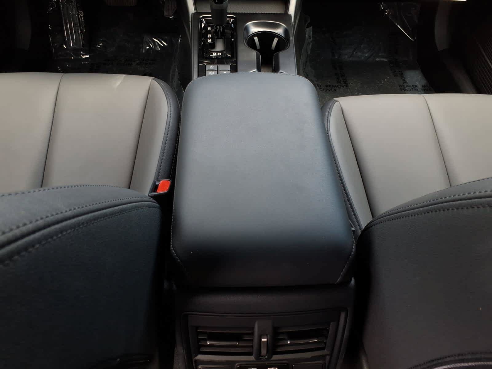Certified 2026 Subaru Outback Premium AWD/4WD image 31