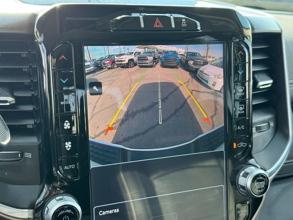 Used 2024 RAM 2500 Laramie AWD/4WD image 28