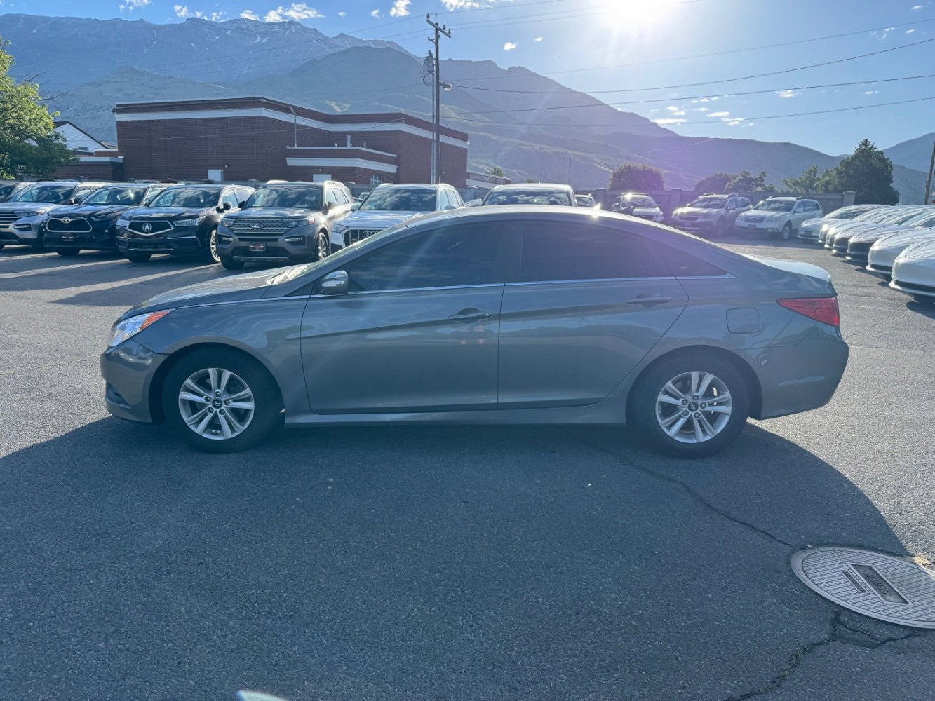 Used 2014 Hyundai Sonata GLS w/ Popular Equipment Group 2 FWD image 2