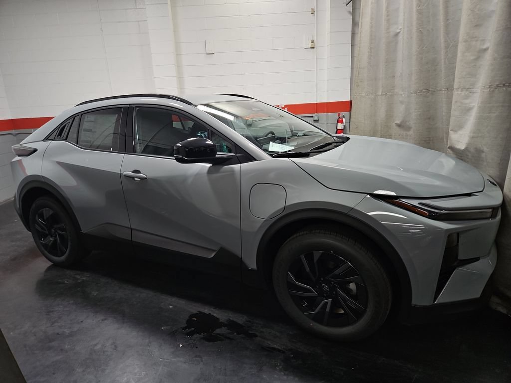 New 2026 Toyota C-HR AWD/4WD image 11