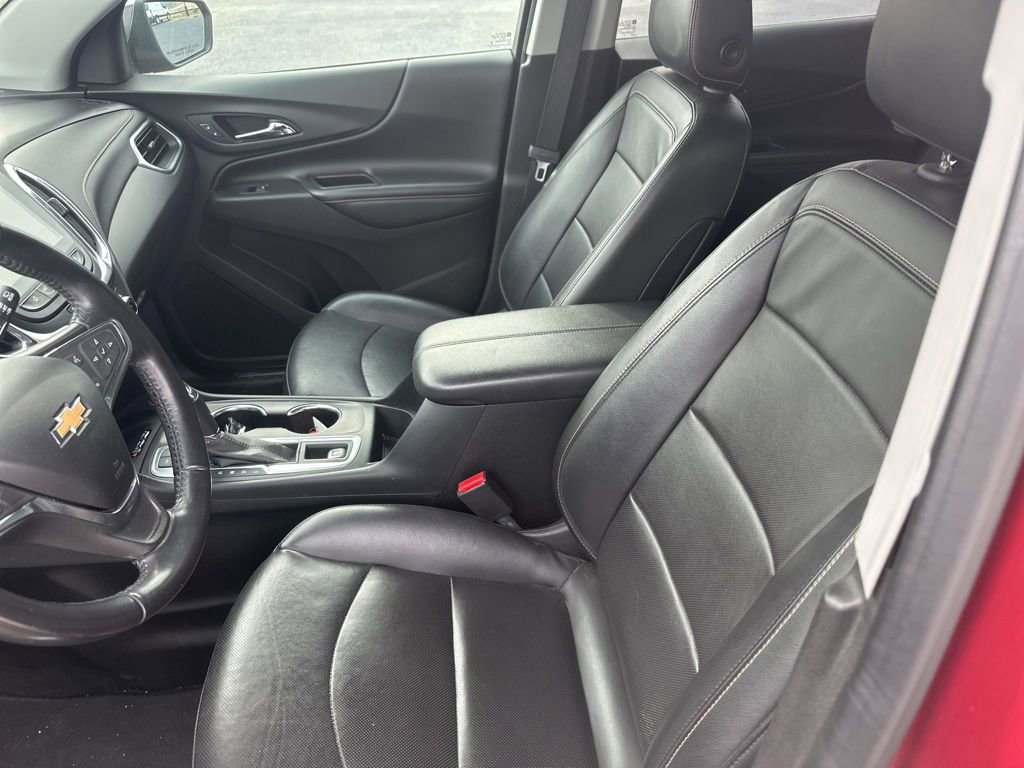 Used 2019 Chevrolet Equinox Premier AWD/4WD image 2