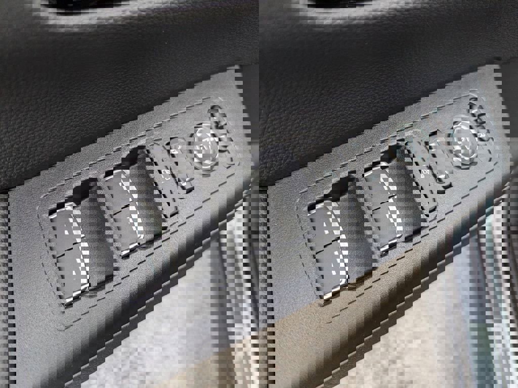 Used 2026 Honda CR-V EX-L image 16