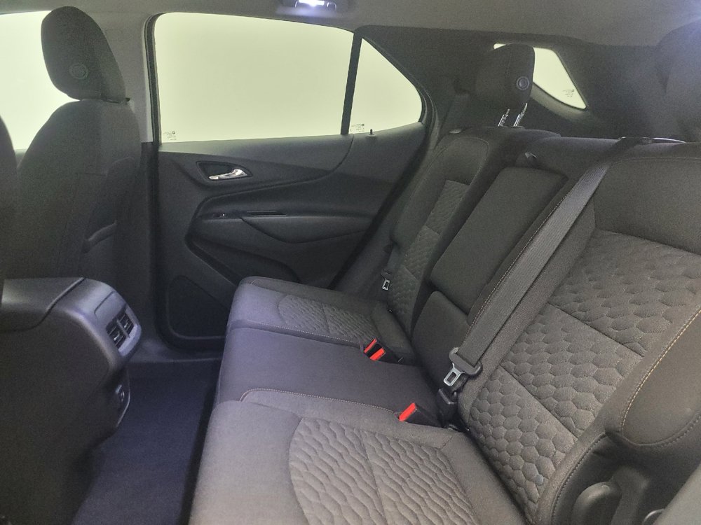 Used 2020 Chevrolet Equinox LT FWD image 18