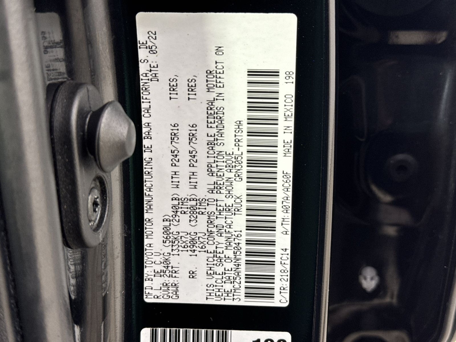 Used 2022 Toyota Tacoma SR5 AWD/4WD image 41