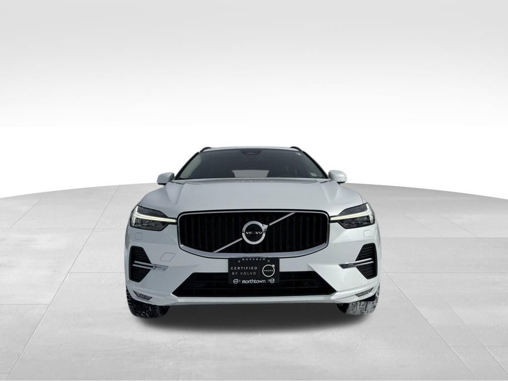 Certified 2023 Volvo XC60 B5 Core w/ Climate Package image 5