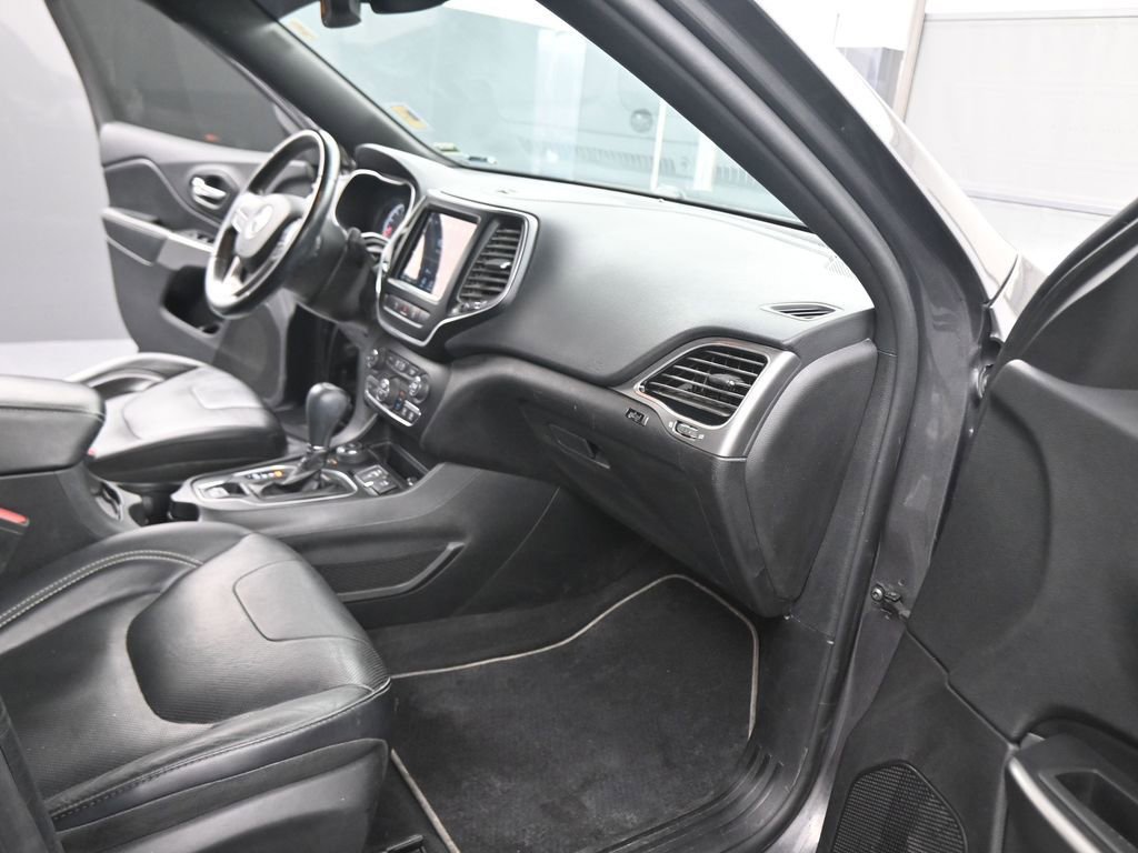 Used 2021 Jeep Cherokee Latitude Lux 80th Anniv w/ Quick Order Package 26U 80TH image 49