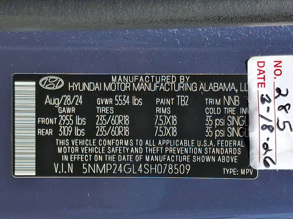 Used 2025 Hyundai Santa Fe SEL FWD image 25