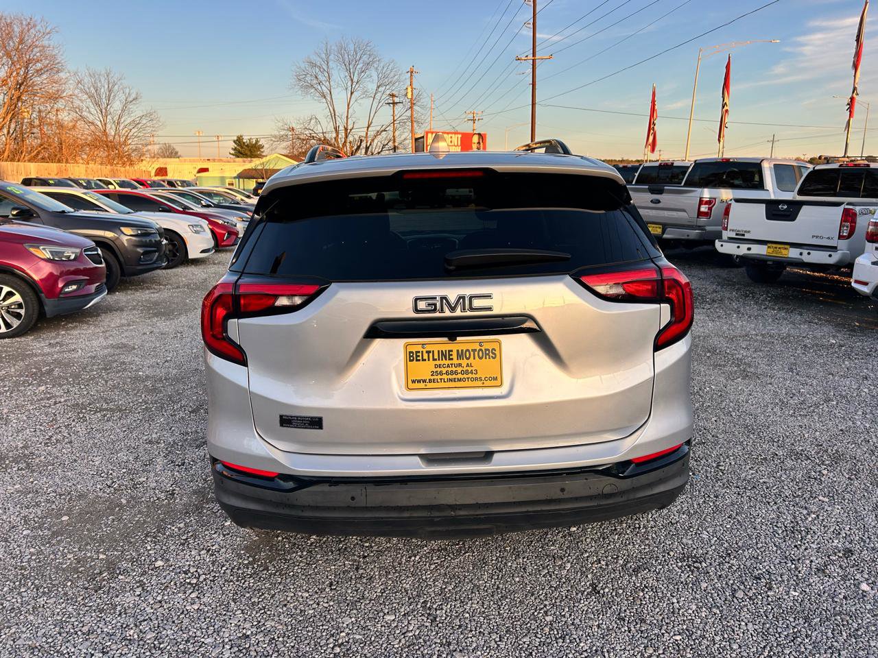 Used 2020 GMC Terrain SLE w/ Driver Convenience Package AWD/4WD image 17