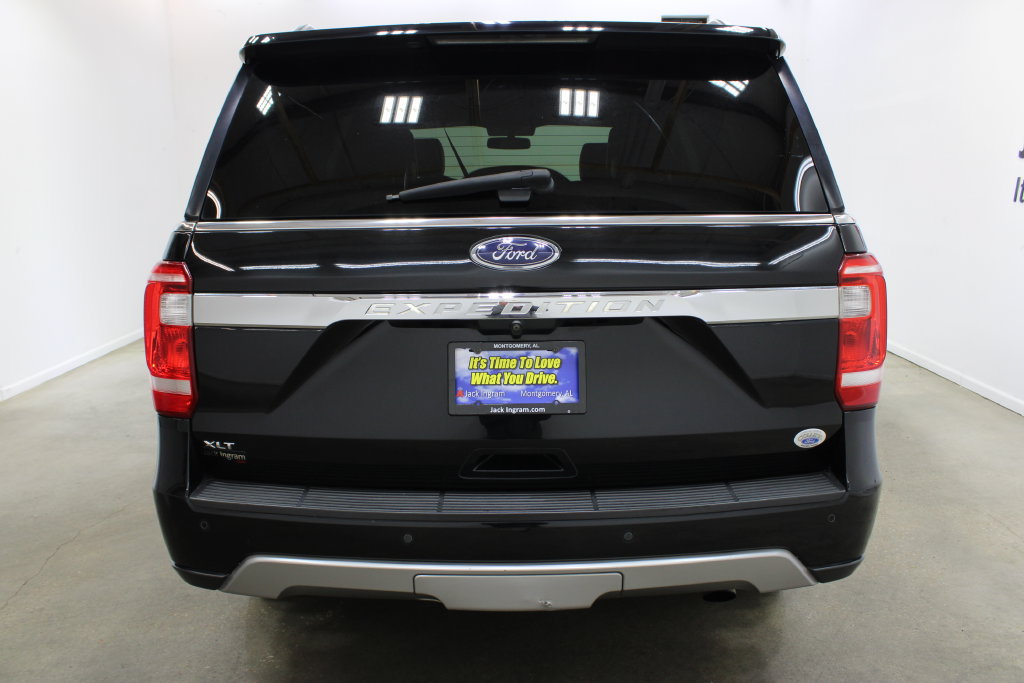 Used 2018 Ford Expedition XLT w/ Equipment Group 202A RWD image 4