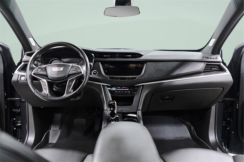 Used 2022 Cadillac XT5 Premium Luxury w/ LPO, Floor Liner Package image 9