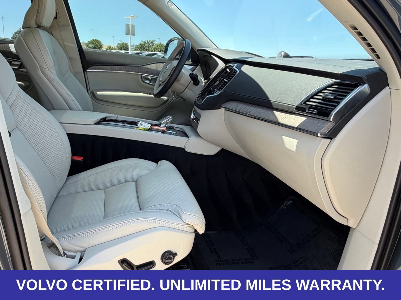 Certified 2024 Volvo XC90 T8 Ultimate AWD/4WD image 35