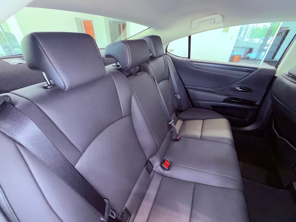 Certified 2024 Lexus ES 350 w/ Premium Package FWD image 14
