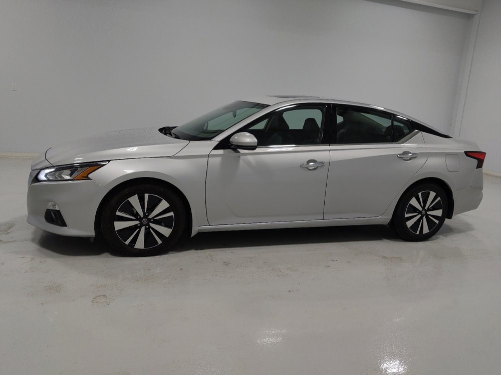 Used 2022 Nissan Altima 2.5 SL image 2